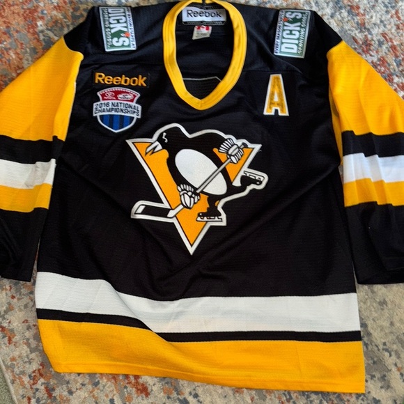 Reebok Black and Yellow Game Jersey with Bold Design - Picture 1 of 9